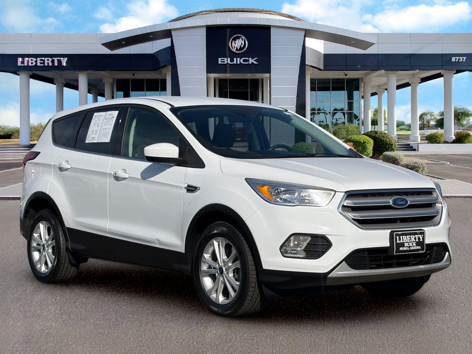Used 2019 Ford Escape SE with VIN 1FMCU9GD7KUB31478 for sale in Peoria, AZ