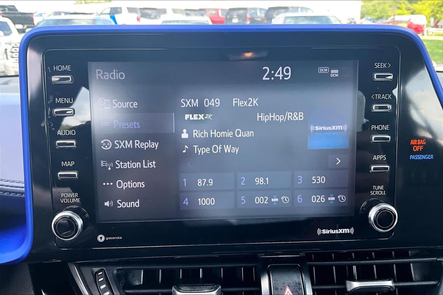 Used 2020 Silver Knockout Metallic Toyota XLE image 33