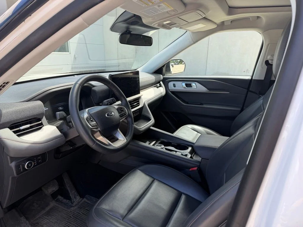 Used 2025 White Ford Active image 6