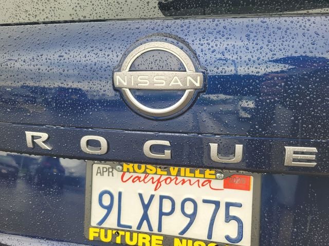 Used 2024 Blue Nissan SL image 10