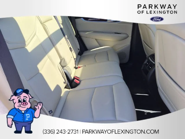 Used 2019 White Cadillac Premium Luxury image 33