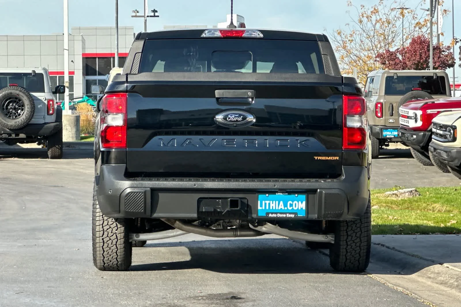 Certified Used 2024 Shadow Black Ford LARIAT Advanced image 7