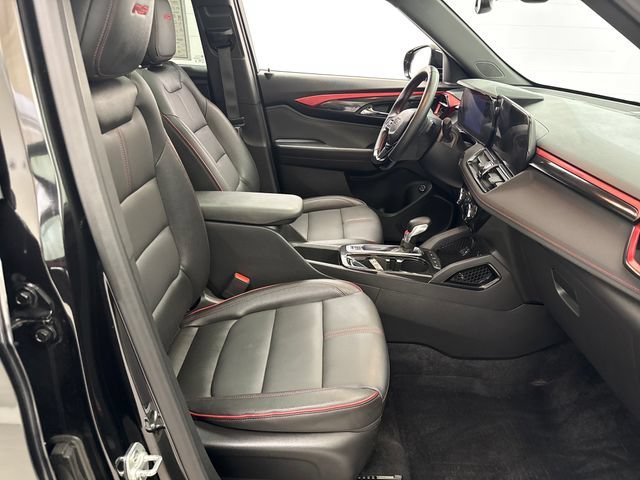 Used 2025 Mosaic Black Metallic Chevrolet RS image 25