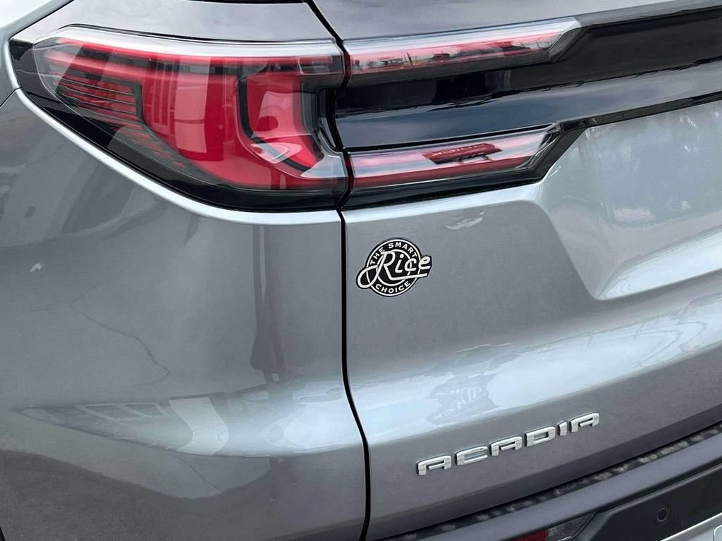 New 2026 Sterling Metallic GMC Elevation image 10