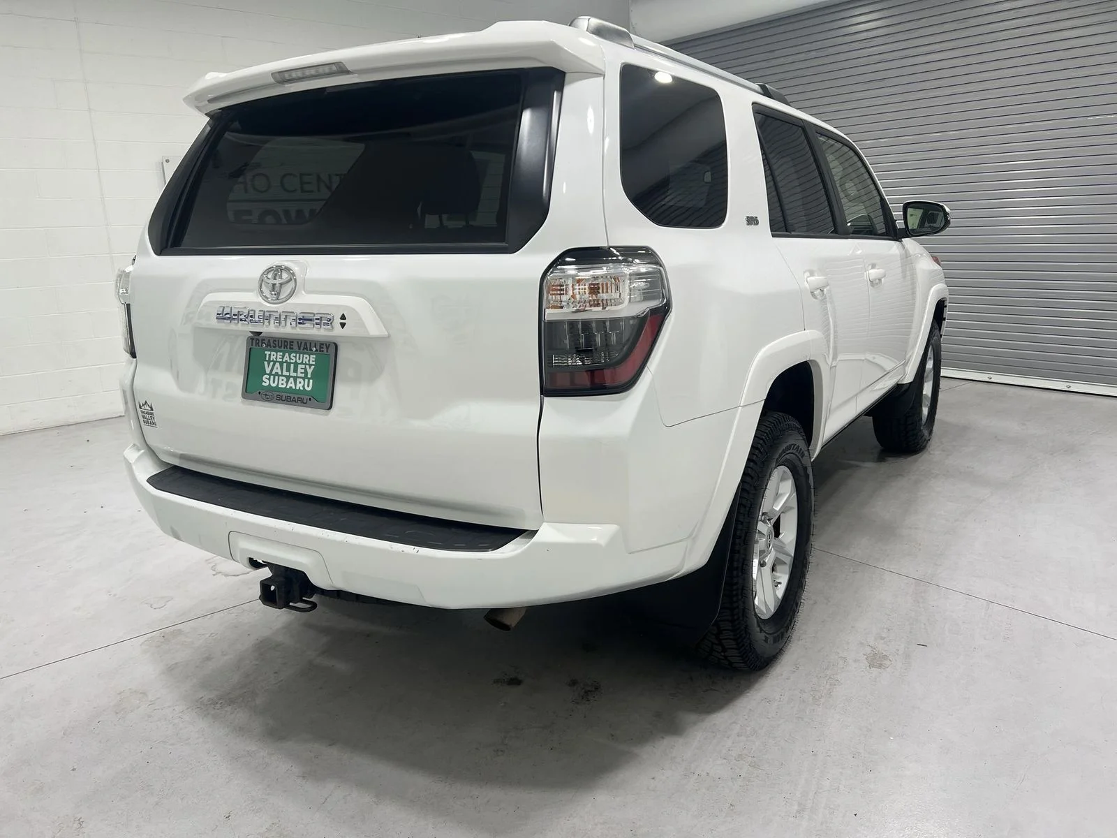 Used 2021 White Toyota SR5 Premium image 8