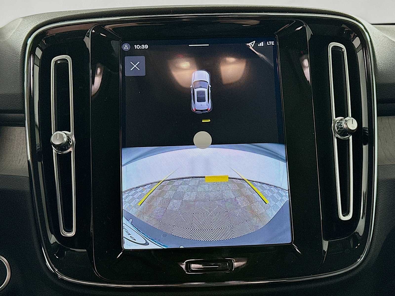 New 2026 Crystal White Volvo Core image 14
