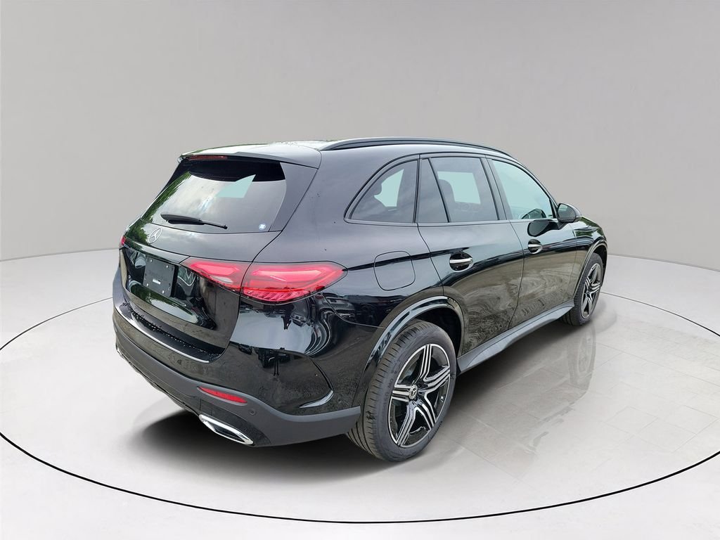 New 2027 Black Mercedes-Benz GLC 300 image 6