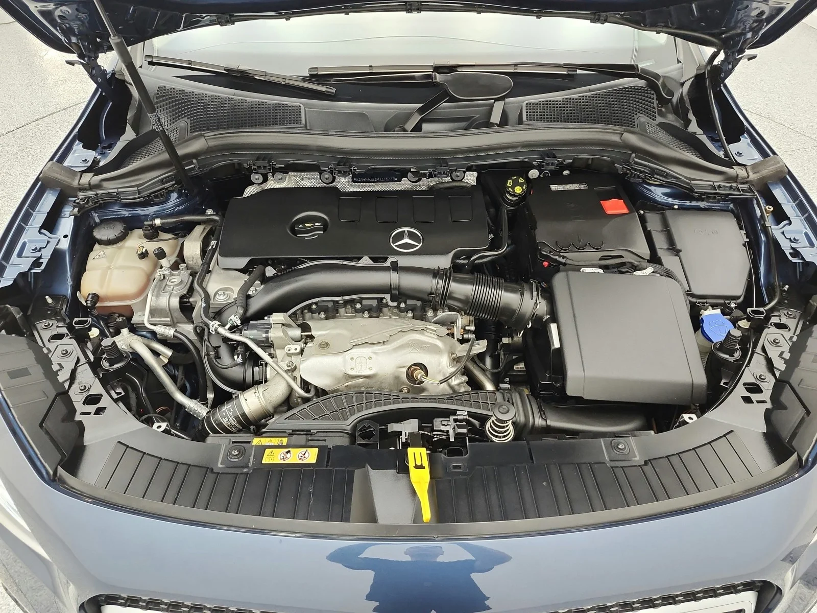 Used 2021 Denim Blue Metallic Mercedes-Benz GLA 250 SUV image 16