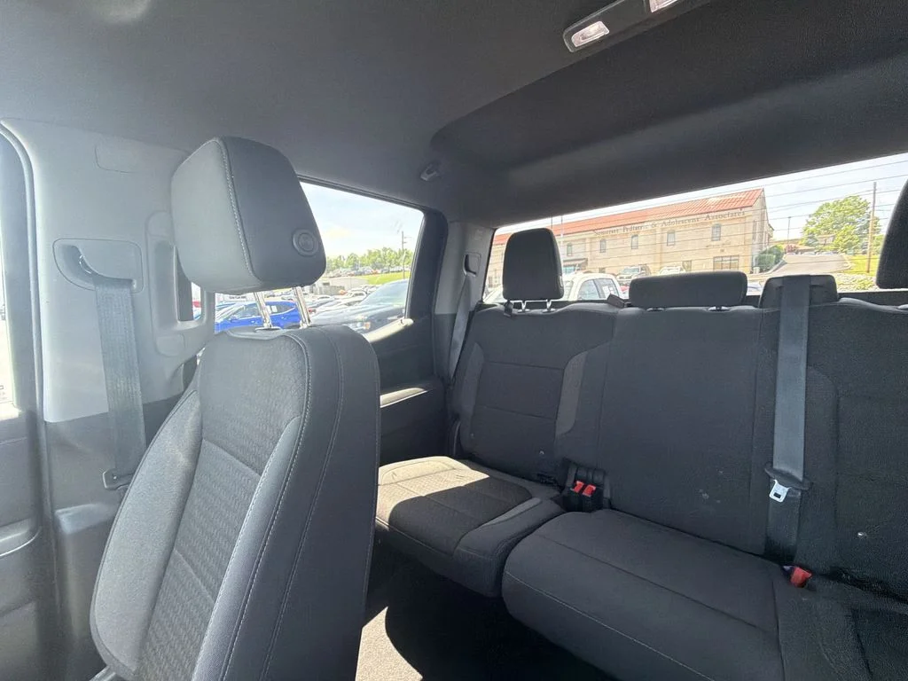 Used 2021 Black GMC SLE image 12