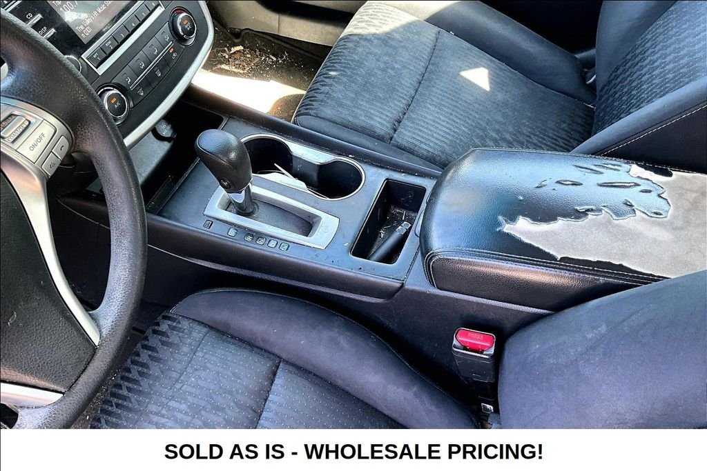 Used 2017 Red Nissan 2.5 S image 17