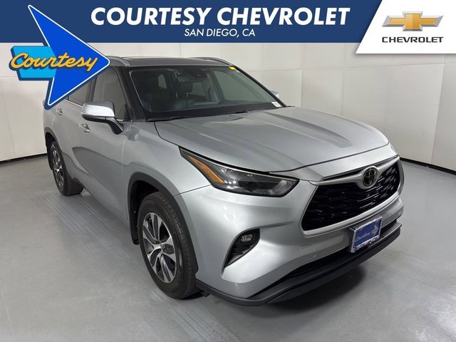 2023 Toyota Highlander L