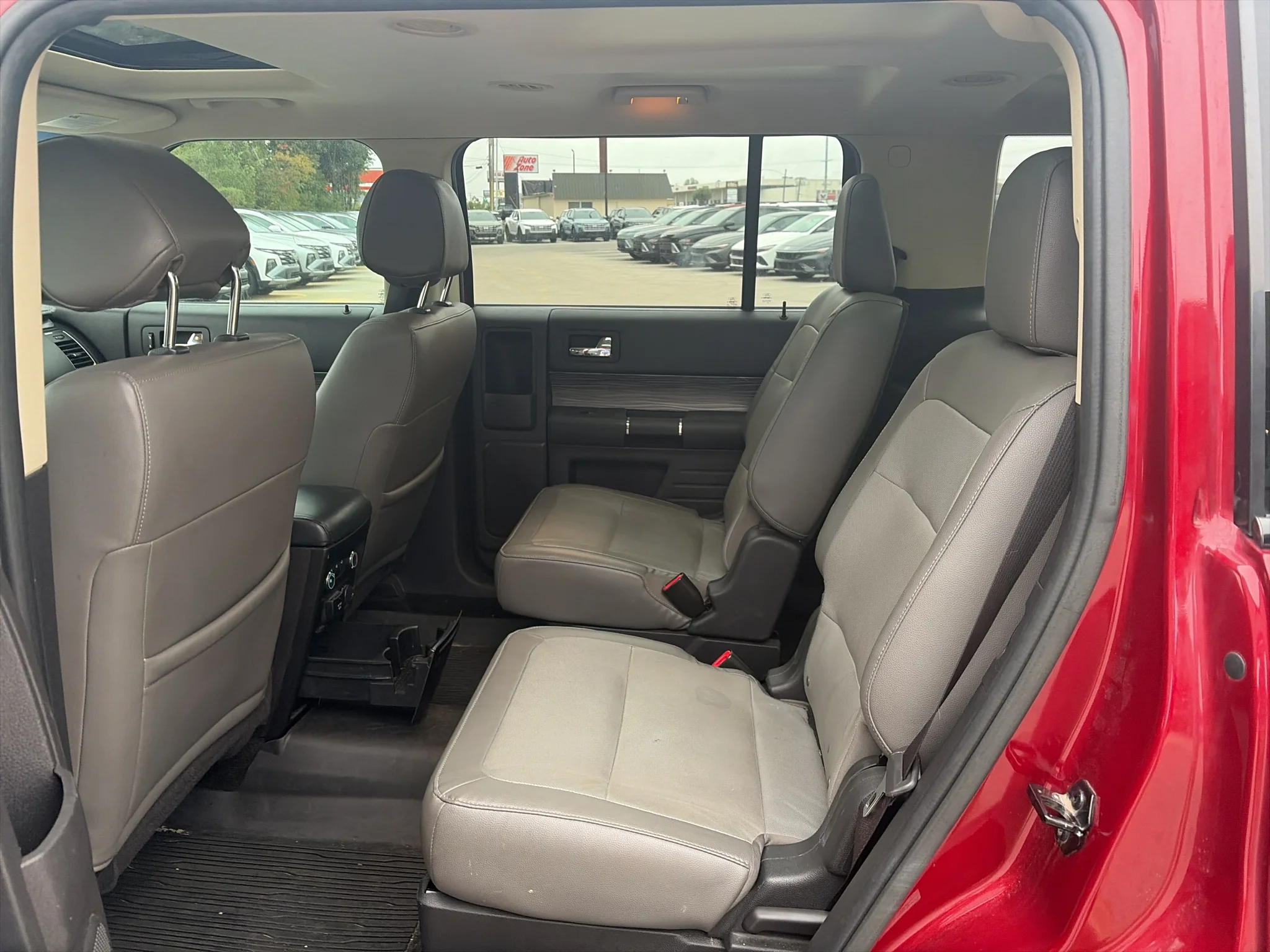 Used 2018 Ruby Red Metallic Tinted Clearcoat Ford SEL image 11