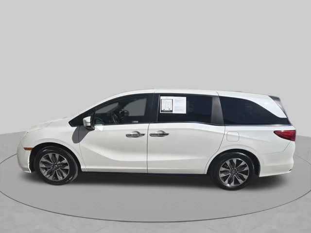 Used 2024 White Honda EX-L image 6
