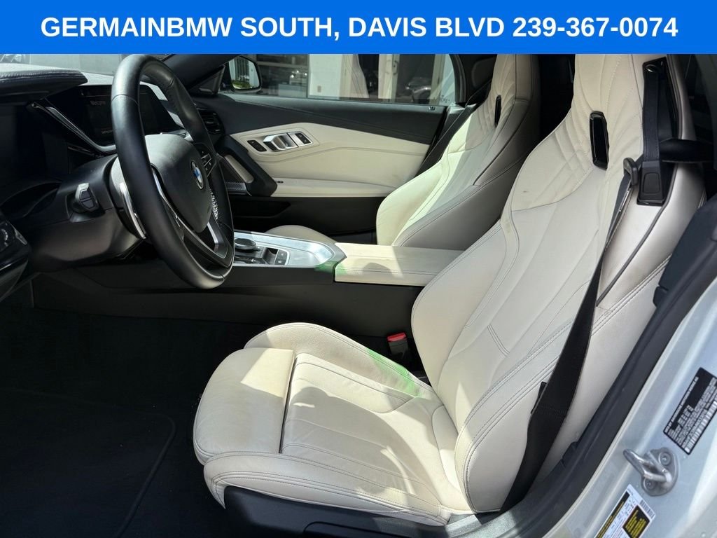 Used 2021 Glacier Silver Metallic BMW sDrive30i image 15