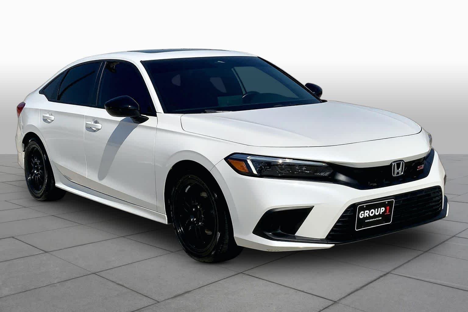 Used 2024 Platinum White Pearl Honda  image 5