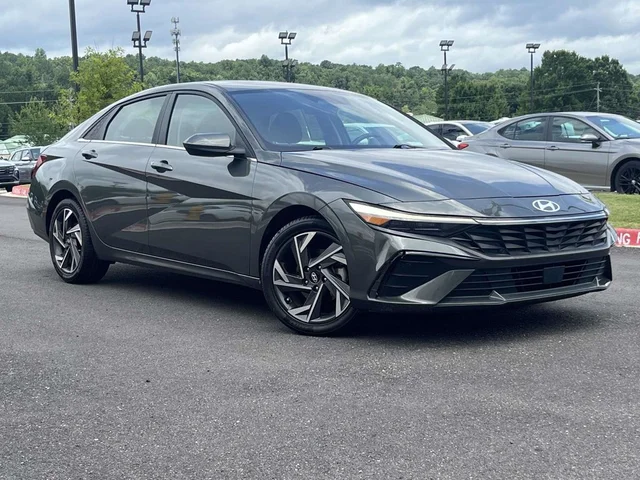 2024 Hyundai Elantra SEL