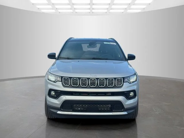 New 2026 Silver Zynith Metallic Clear-Coat Exterior Paint Jeep Limited image 2