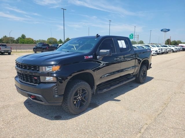 Used 2019 Black Chevrolet Custom Trail Boss image 19