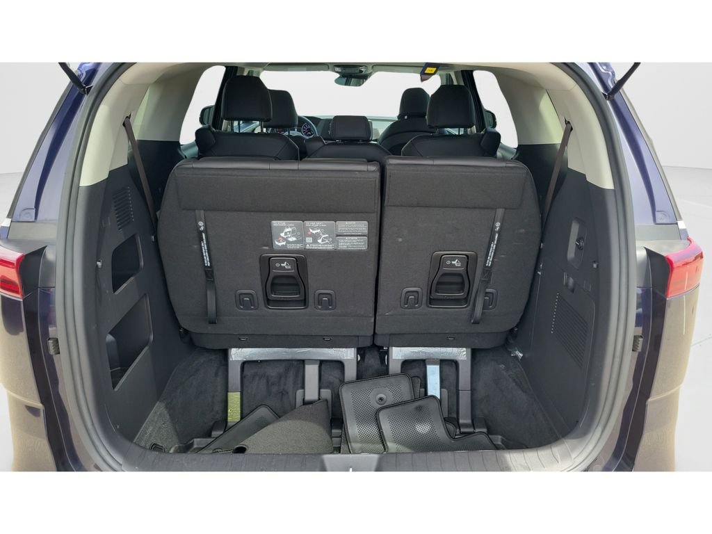 Certified Used 2024 Blue Kia LX image 9