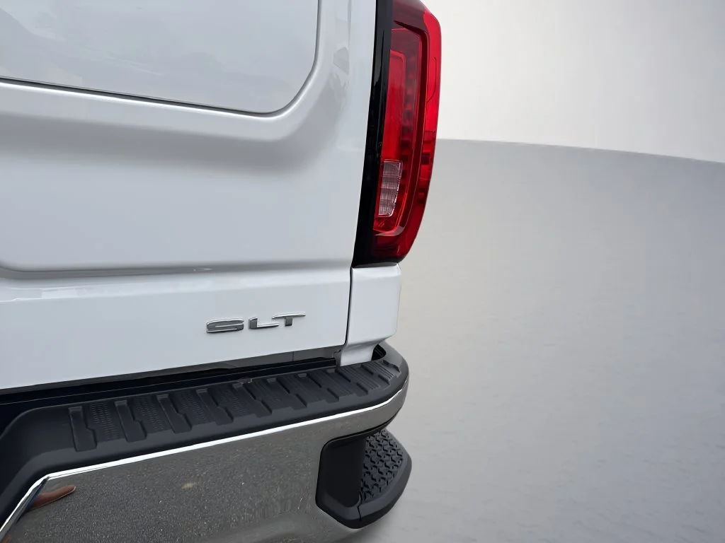 Used 2026 White GMC SLT image 35