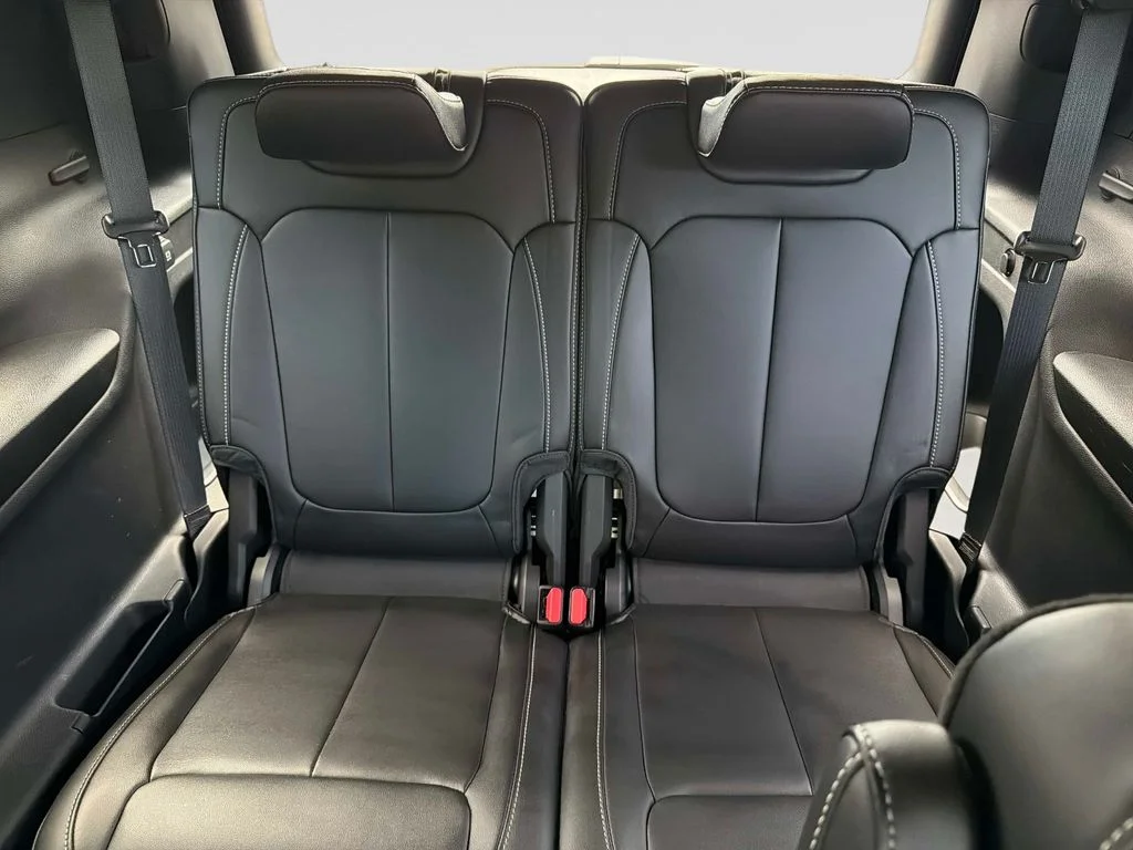 Used 2025 Red Jeep Limited image 16