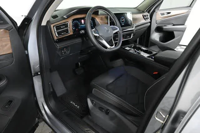 2026 Volkswagen Atlas SE w/Tech - Photo 28
