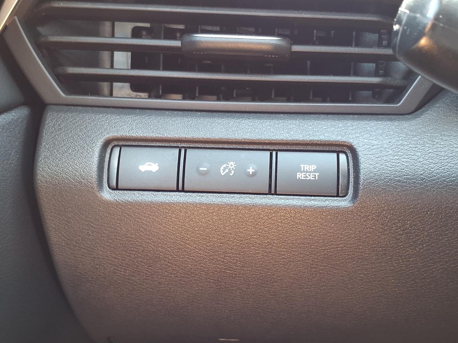 2024 Nissan Altima 2.5 SV Silver at Robbins Nissan