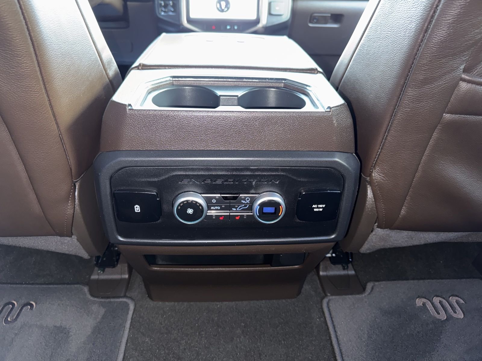 Used 2022 White Ford King Ranch image 32
