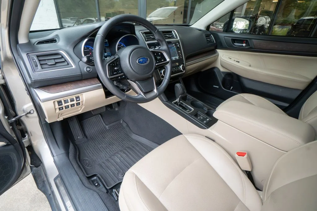 Used 2019 Gray Subaru 2.5i image 9