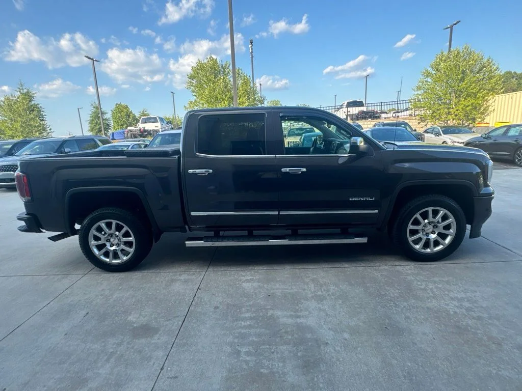 Used 2016 Silver GMC Denali image 8