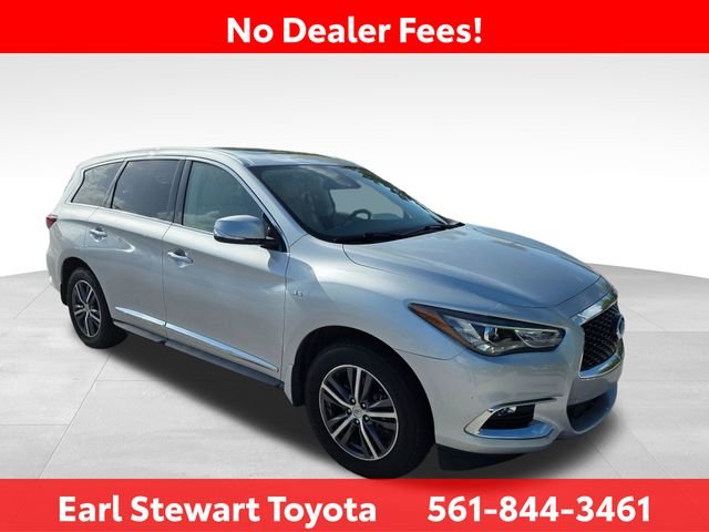 Used 2019 Silver INFINITI PURE image 2
