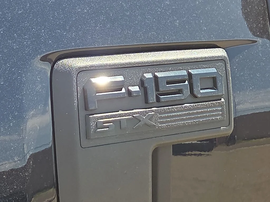 Used 2023 Blue Ford XL image 14