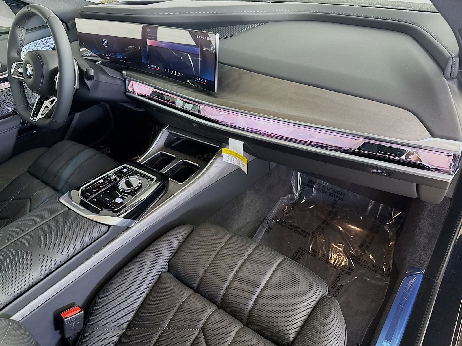 New 2026 Carbon Black Metallic BMW 760i xDrive image 31