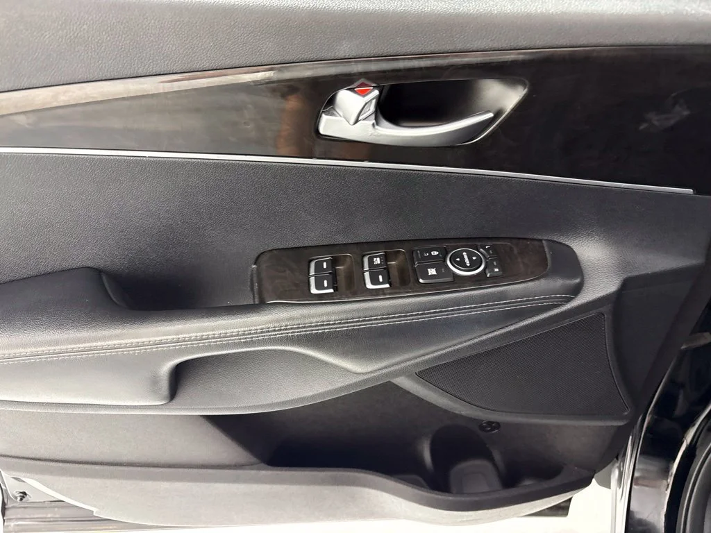 Certified Used 2016 Black Kia LX image 20