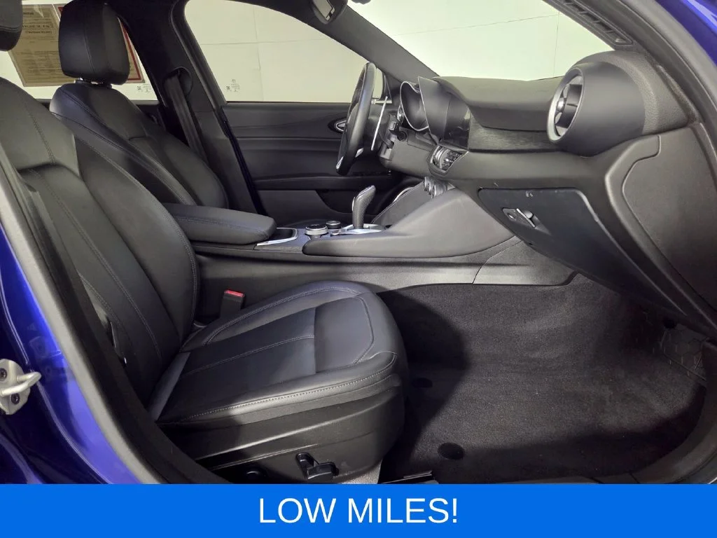 Used 2022 Anodized Blue Metallic Alfa Romeo Sprint image 31