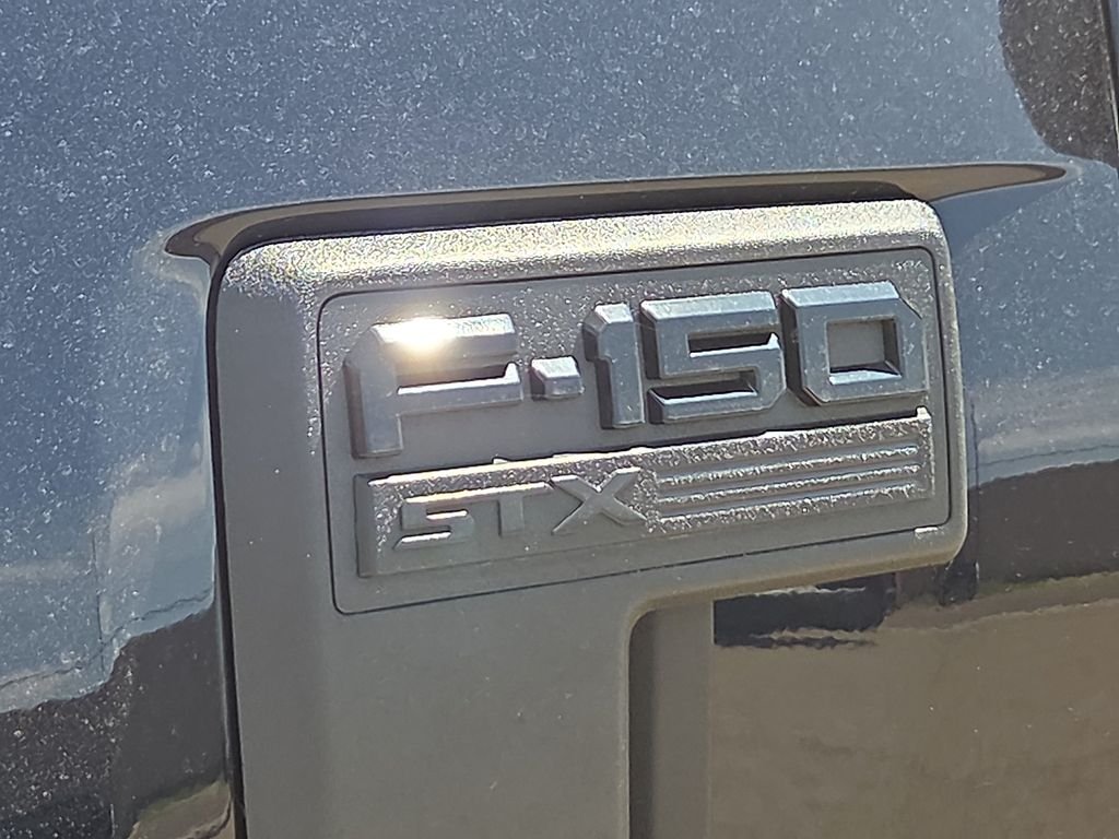 Used 2023 Antimatter Blue Metallic Ford XL image 14