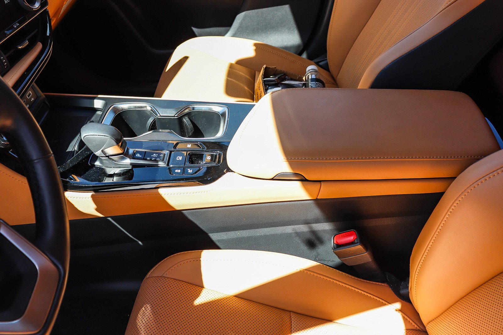 Certified Used 2026 White Lexus 350h Premium image 16