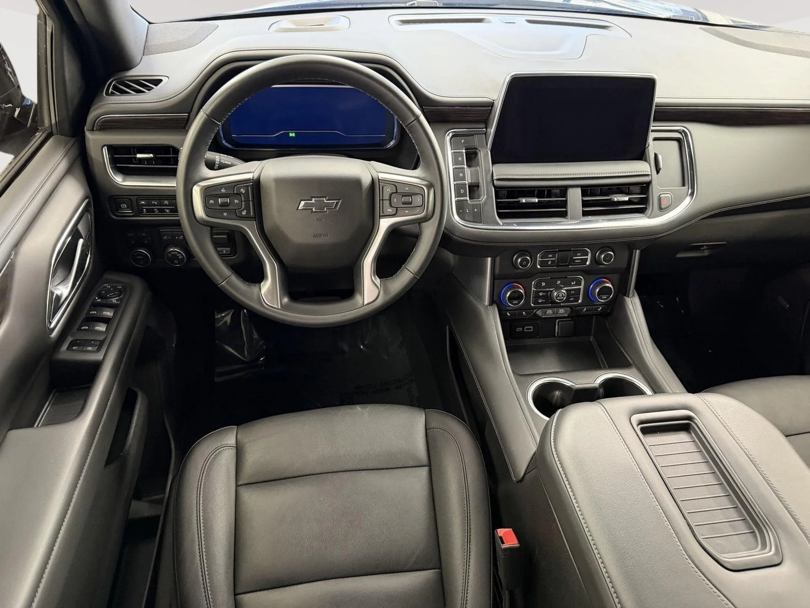 Used 2024 Black Chevrolet Z71 image 19