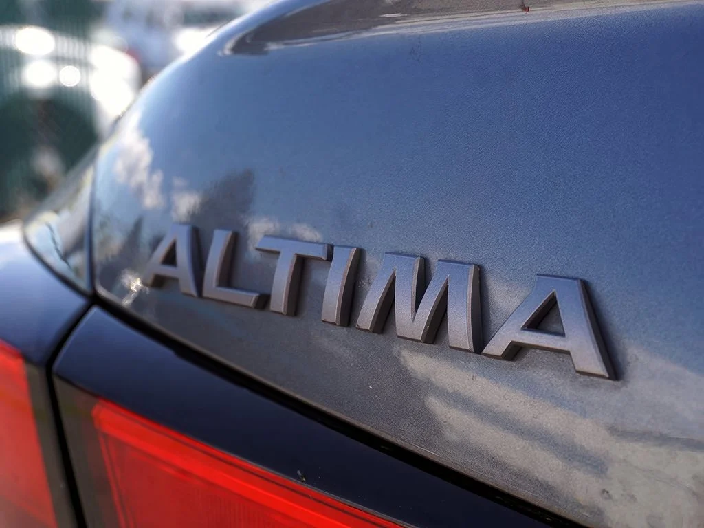 2025 Nissan Altima SV - Photo 14