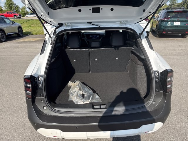 New 2027 Aspen White TriCoat Nissan SR image 9