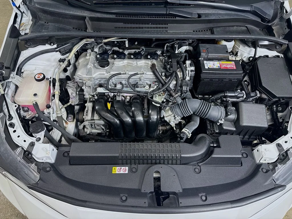 Certified Used 2022 Wind Chill Pearl Toyota LE image 28