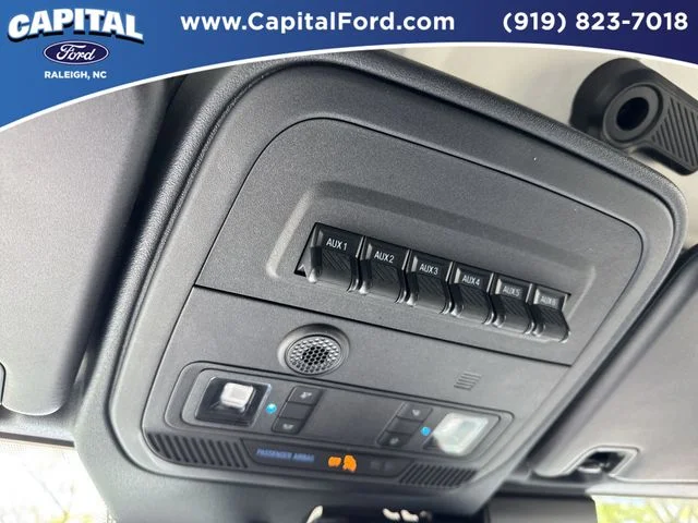 Used 2025 Green Ford Badlands image 32