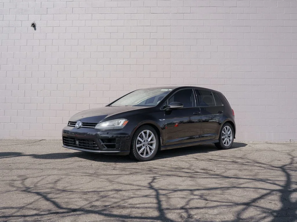Used 2017  Volkswagen Base image 1