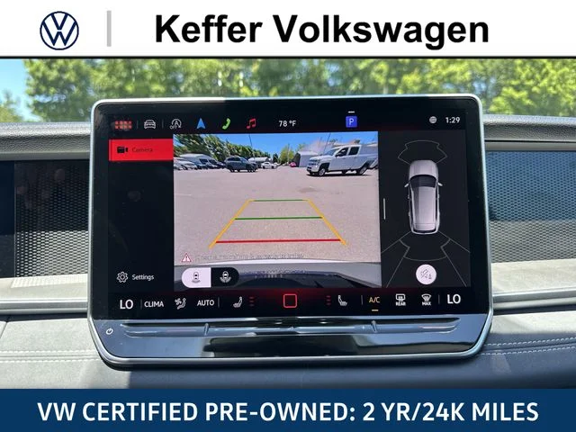 Certified Used 2025 White Volkswagen 2.0T SE image 27