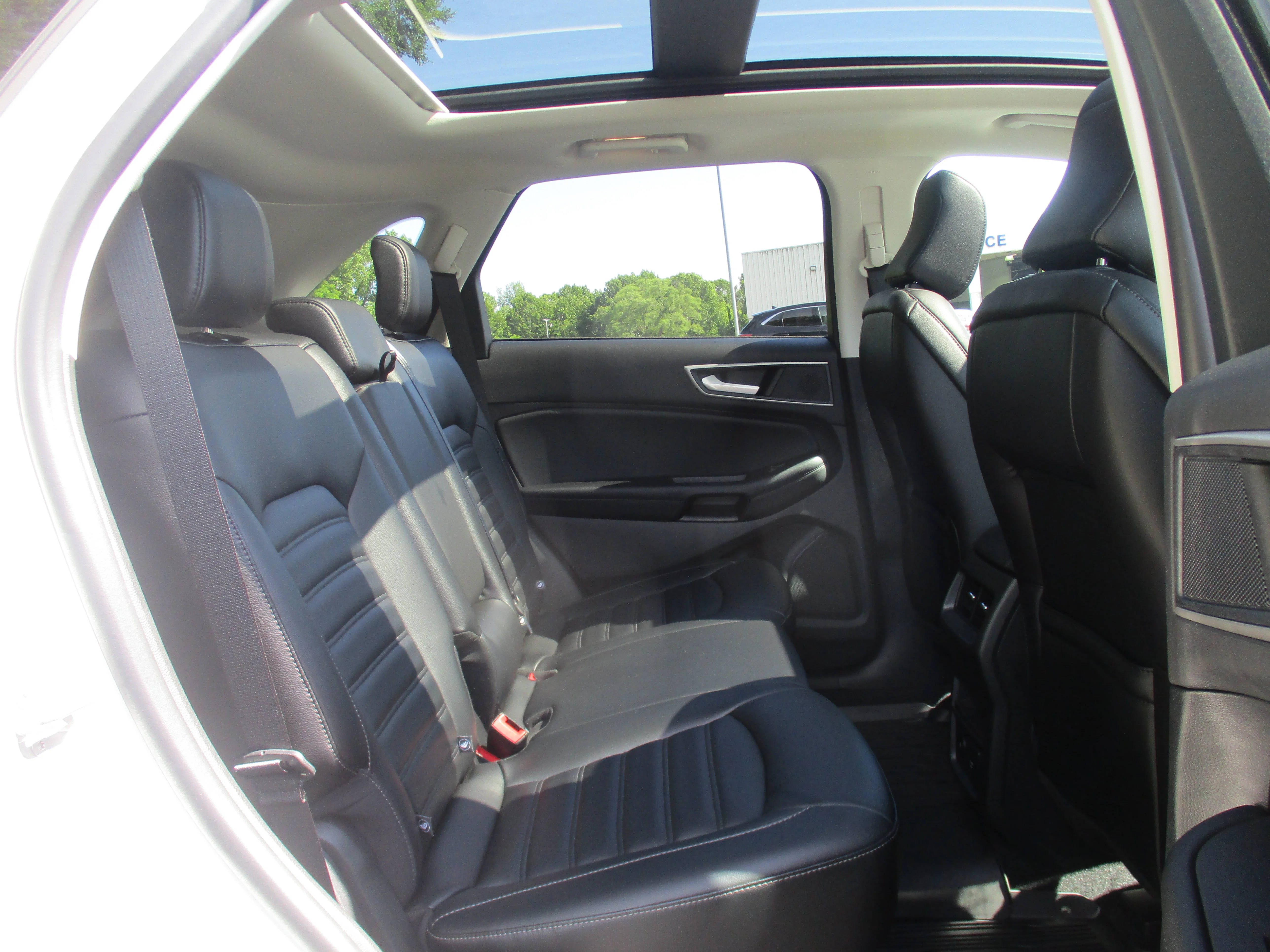 Used 2023 Star White Metallic Tri-Coat Ford SEL image 45