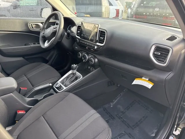 New 2026 Onyx Black Hyundai SEL image 7