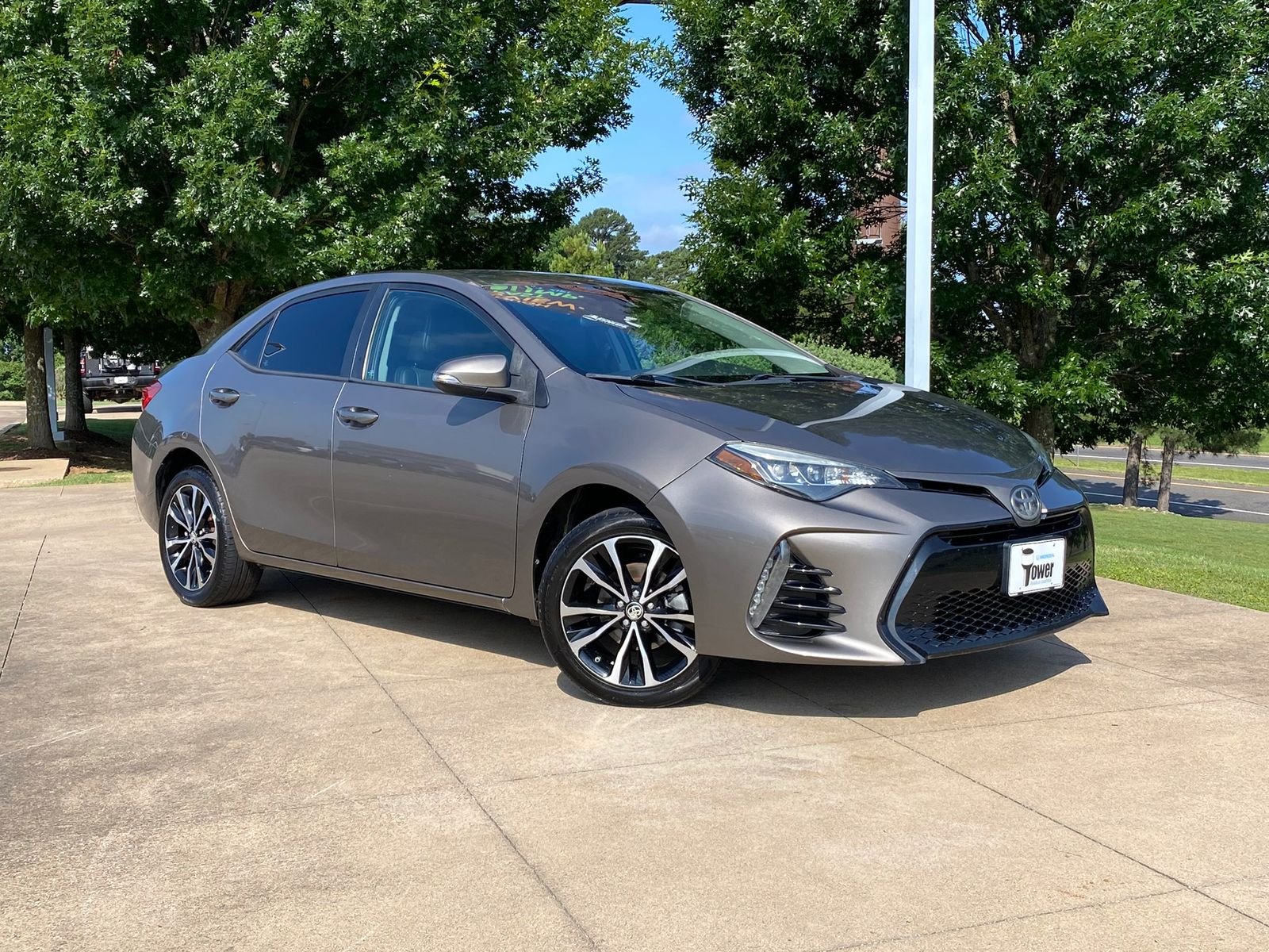 2017 Toyota Corolla SE AT's photo