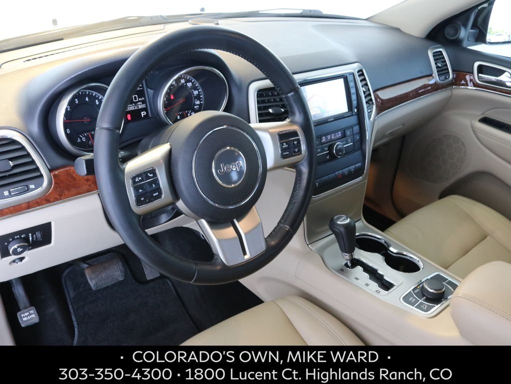 Used 2011 Gray Jeep Limited image 7