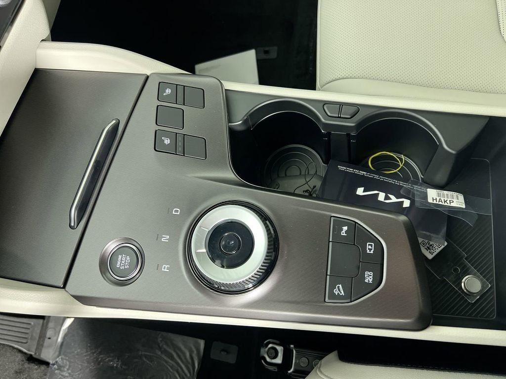New 2026 Fusion Black Kia EX image 22