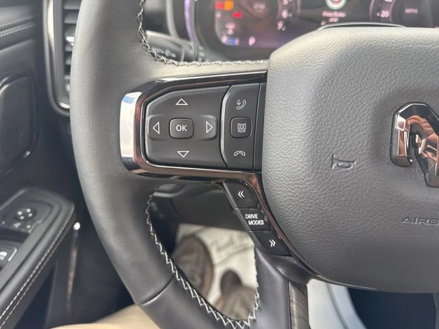 New 2026 Diamond Black Crystal Pearl-Coat Exterior Paint RAM Limited image 19